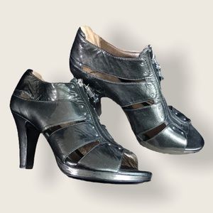 SÖFFT | Metallic Heels